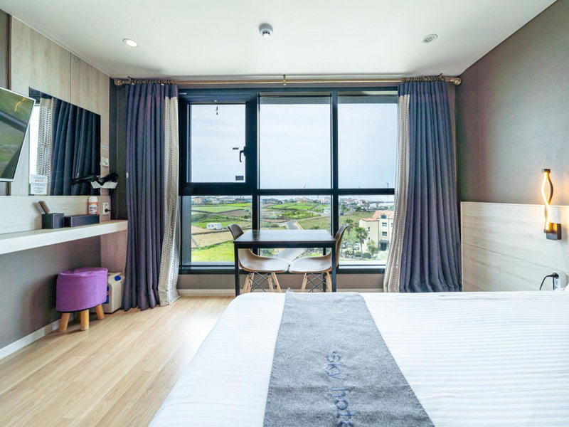 Sky Hotel, Gaigeturi, 대한민국