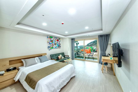Blue Whale Resort, Gaigeturi, 대한민국