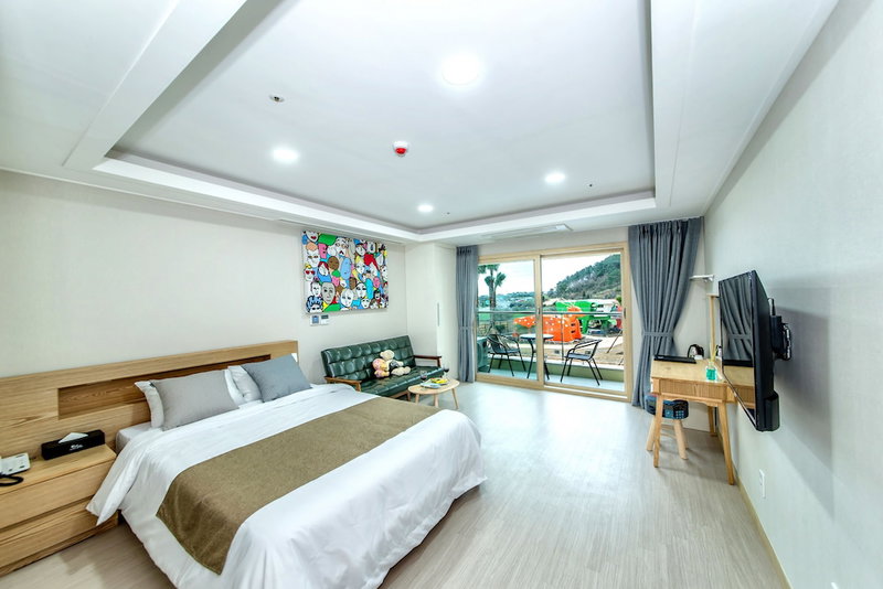 Blue Whale Resort, Gaigeturi, 대한민국