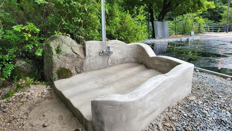 Sokcho Floating Whale Seorak Dojeok Waterfall Stay, Sokcho, 대한민국