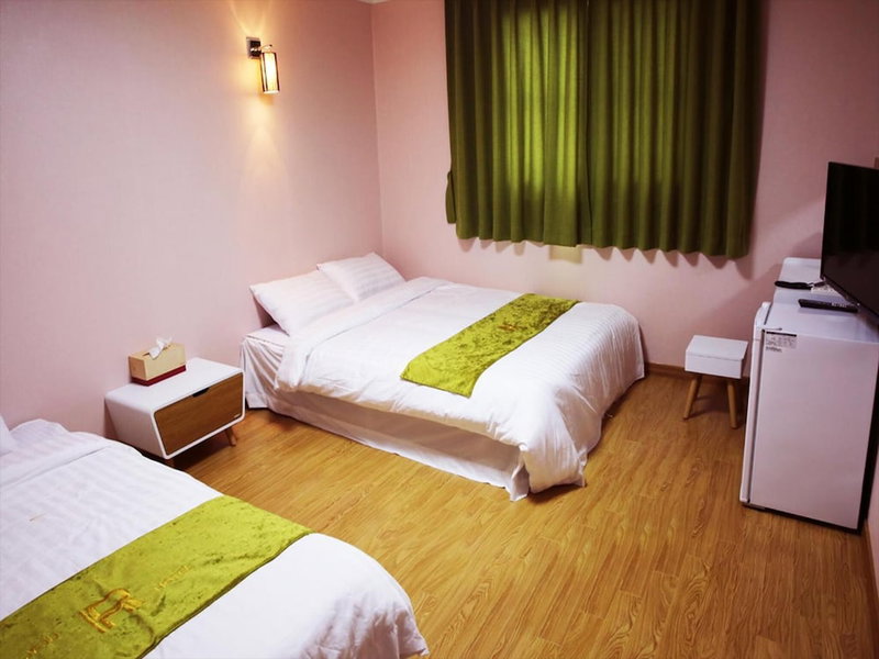 Jeju R Hotel & Guest House - Hostel, Jeju City, 대한민국