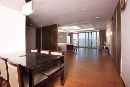 High1 Condominium, T'aebaek, 대한민국