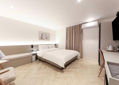 Hotel Yam Yeonsan, Busan, 대한민국