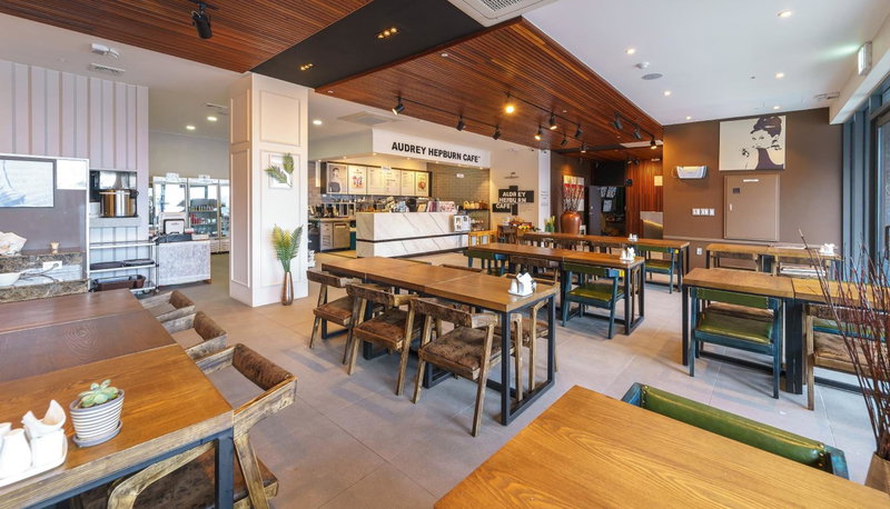 Friemily Pool Villa & Hotel, Sinhyeon, 대한민국