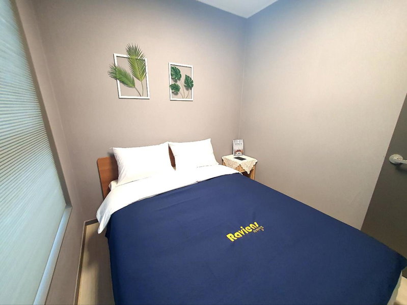 Raviens-Elliy's Room, Busan, 대한민국