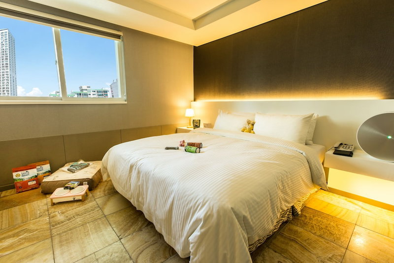 Sleep with Your Own Pet Only - The Petel, Gijang, 대한민국