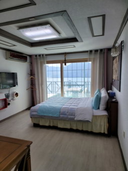 A day in Geoje Pension, Sinhyeon, 대한민국