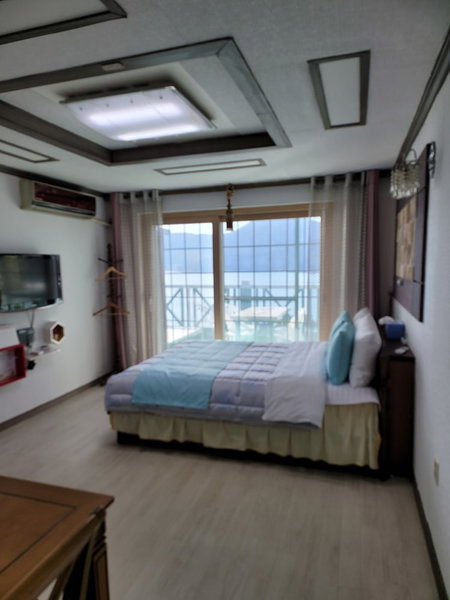 A day in Geoje Pension, Sinhyeon, 대한민국
