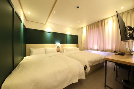 Brooks Hotel Tongyeong, Kyosai, 대한민국
