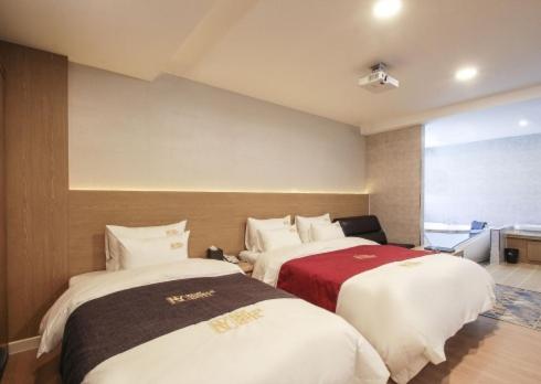 No.1 New Yorker Hotel, Chinju, 대한민국