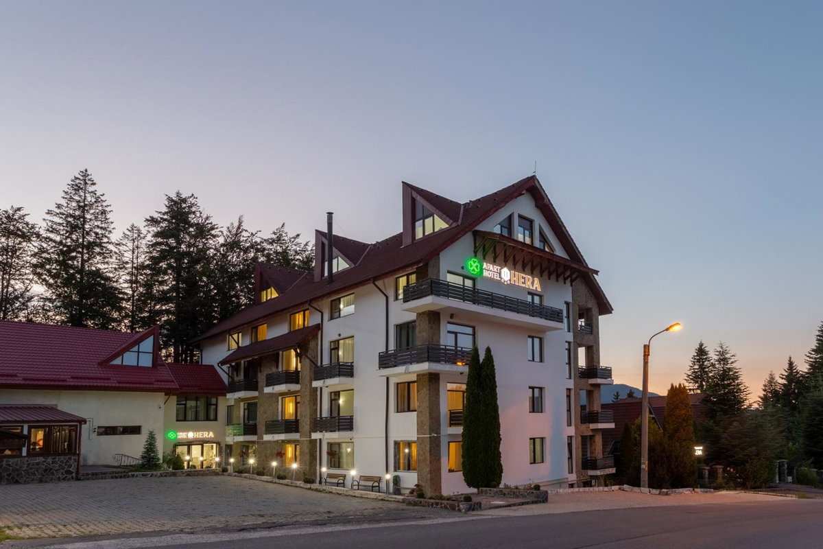 Hotel · Hotel Hera, Rasnov