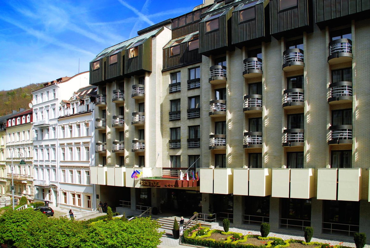Hôtel · Hotel Bristol, Karlovy Vary