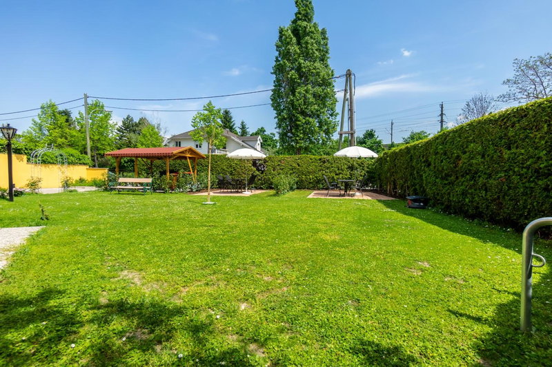 Albizia-Apartments, Baden, Austria