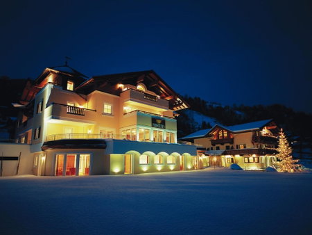 Hotel Hubertus, Brixen im Thale, Austria