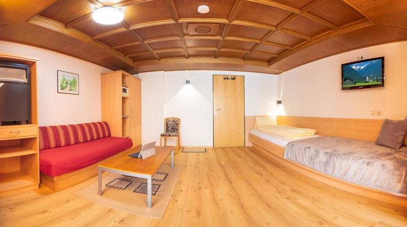 Pension Tina, Wilten, Austria