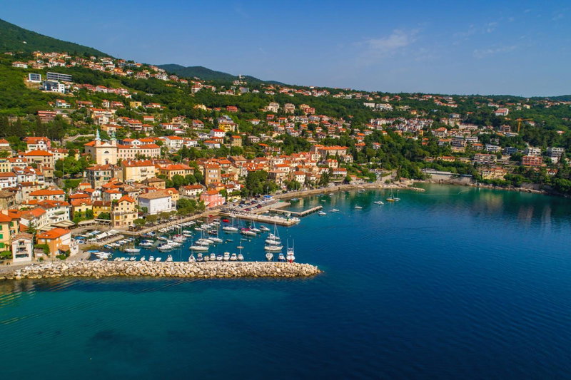 Villa Ula Premium Apartments ,Free Private PARKING, Rijeka, Хорватия