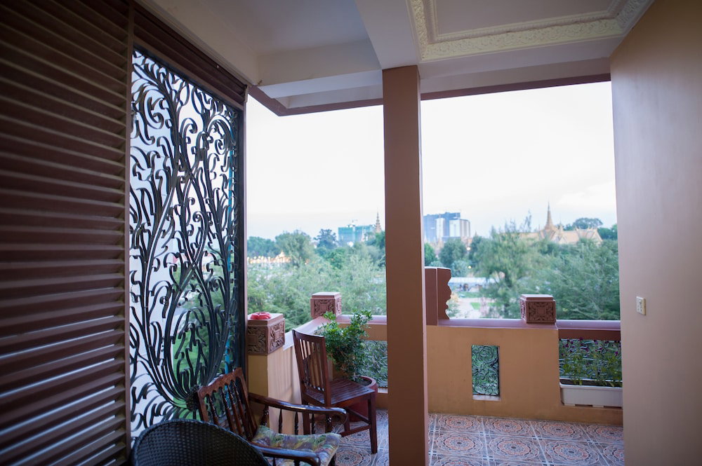 Hotel · SKY Residence - 50m to Museum and Riverside, Phnom Penh