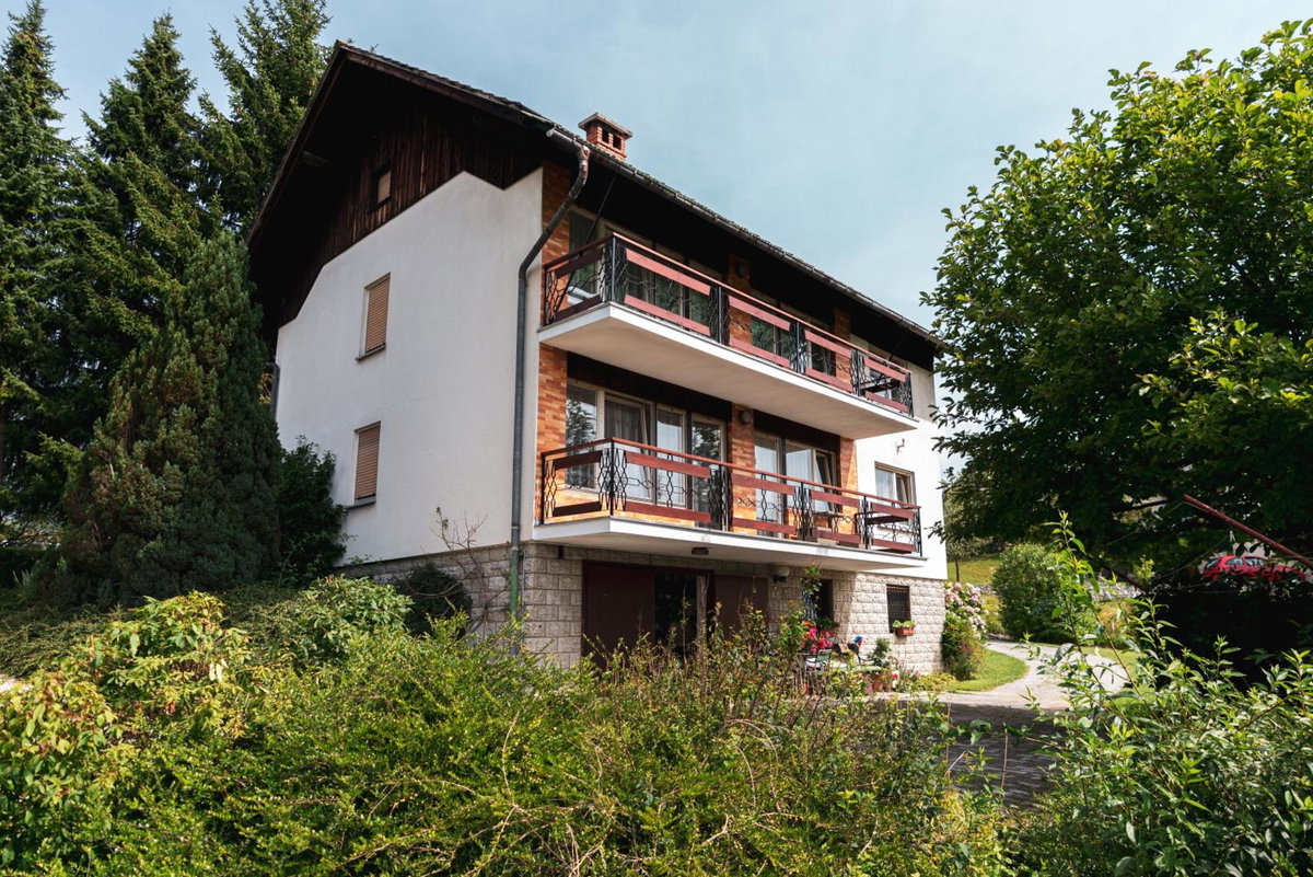 Hotel · Apartmaji Retro, Spodnje Gorje