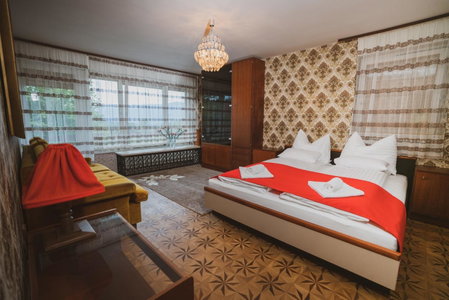 Apartmaji Retro, Spodnje Gorje, Slovénie