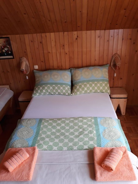 Apartma pod Rožco, Jesenice, Slovenia