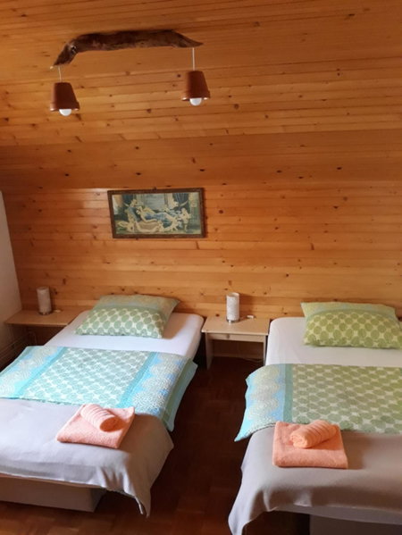 Apartma pod Rožco, Jesenice, Slovenia