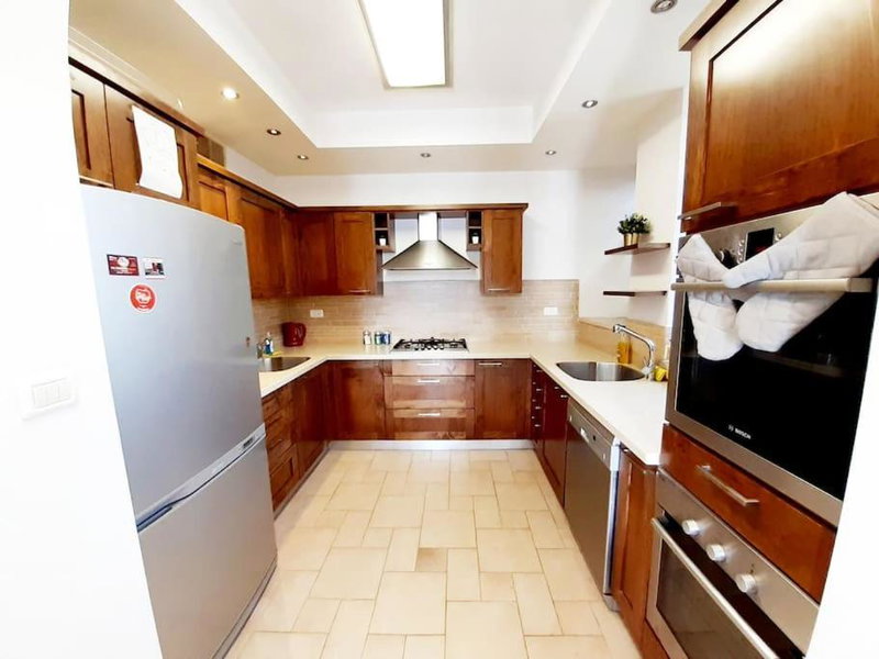 Family Apartment near Old City, West Jerusalem, Израиль