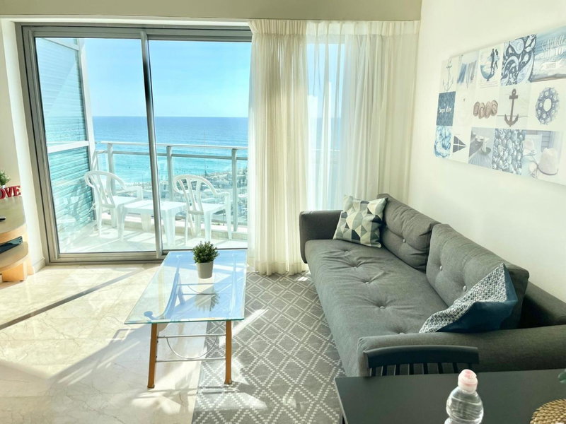 Oceanus apartment hotel, Herzliya, Израиль