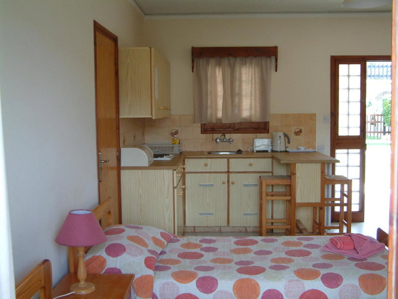 Pelekanos Apartments, Kato Polemidia, Cyprus