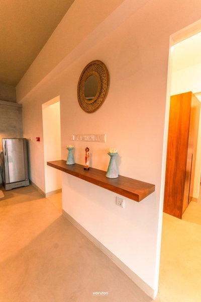 50 By The Sea, Dehiwala-Mount Lavinia, Шри-Ланка
