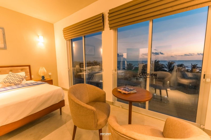 50 By The Sea, Dehiwala-Mount Lavinia, Шри-Ланка