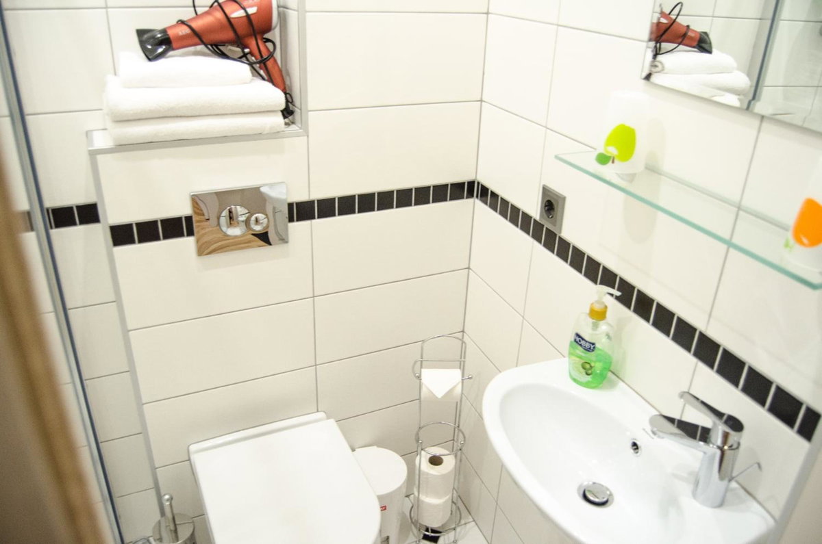City Inn Riga Apartment, Barons promenade with parking, Letonia