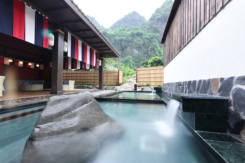 Yoko Onsen Quang Hanh, Cam Pha, Vietnam