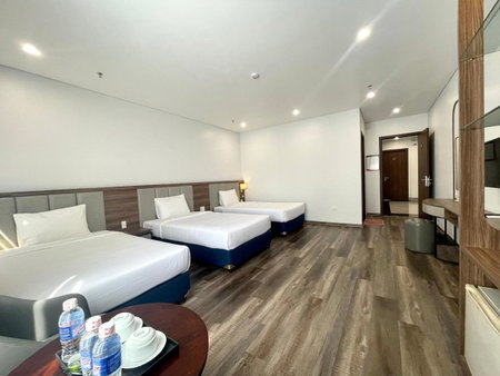 Central Halong Hotel, Ha Long, Vietnam