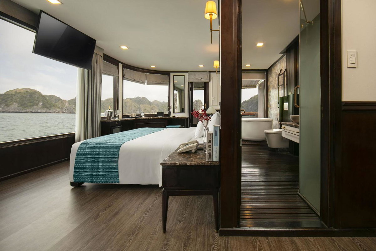 Hotel · Orchid Trendy Cruise, Ha Long