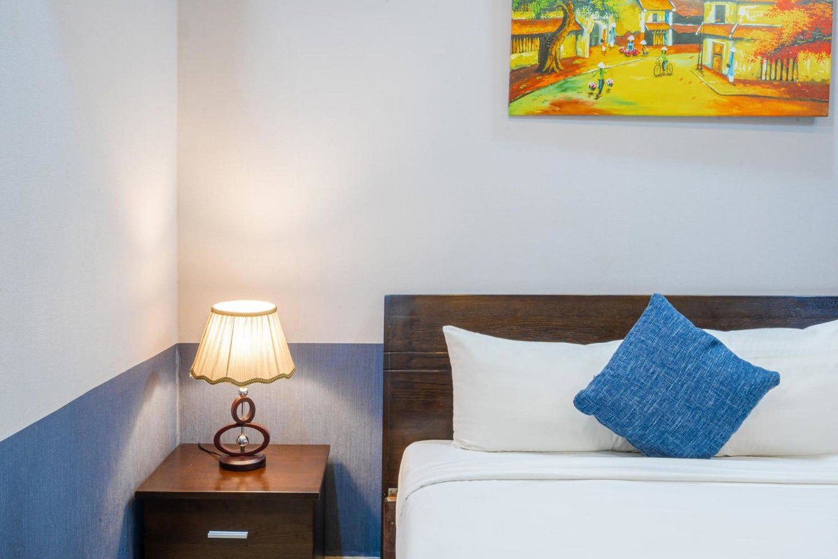 Отель · La Serena Boutique Hotel, Нха Бе
