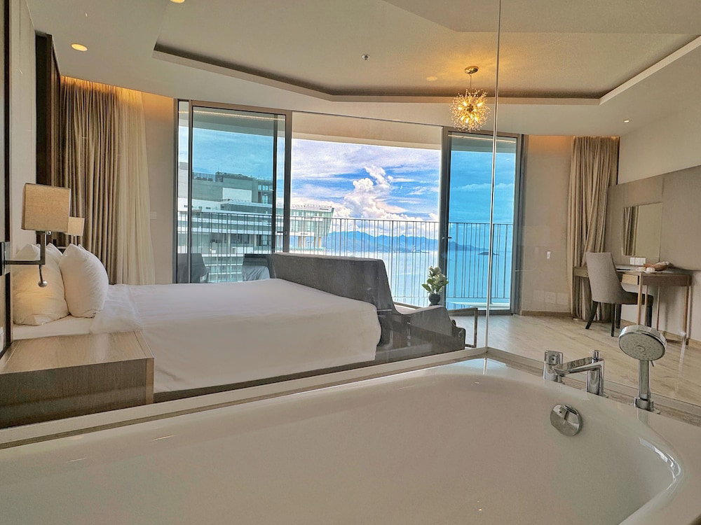 Khách sạn · Wise Stay Panorama Condotel, Nha Trang