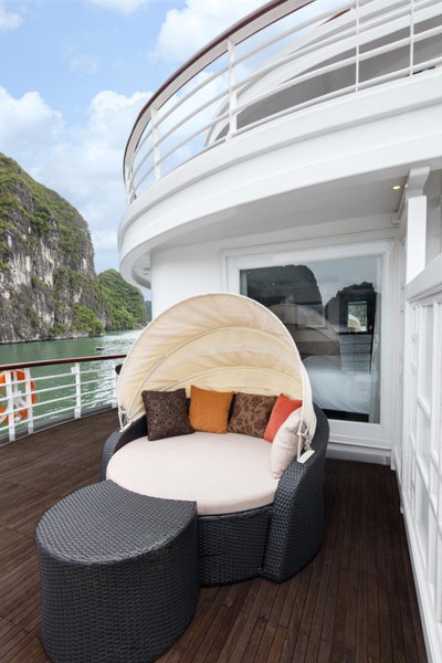 Paradise Elegance Cruise Halong, Ha Long, Vietnam