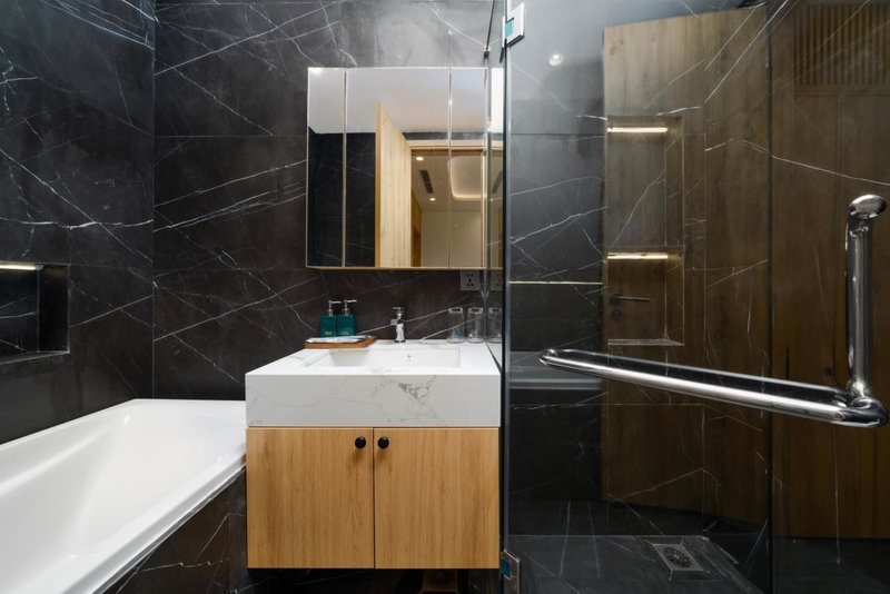 The Galaxy Home Doi Can Hotel and Apartment, Hanoi, Vietnam