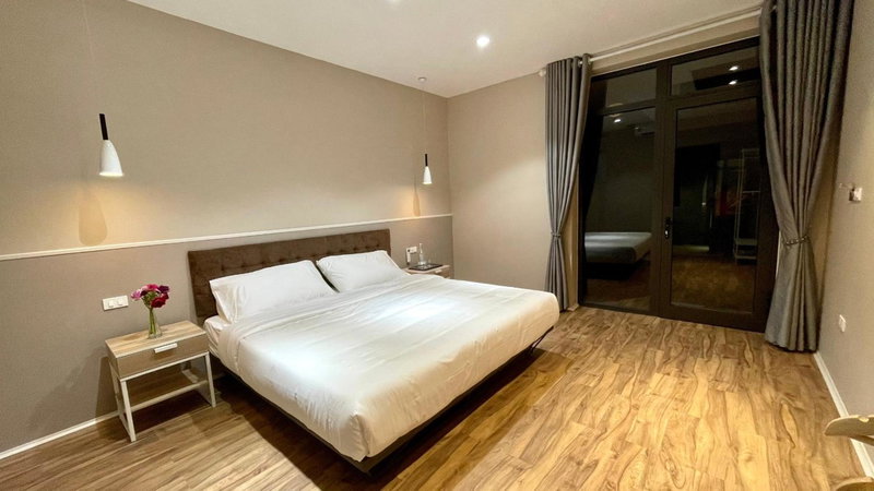 Phoenix Minh Châu Hotel, Quang Ninh, Vietnam