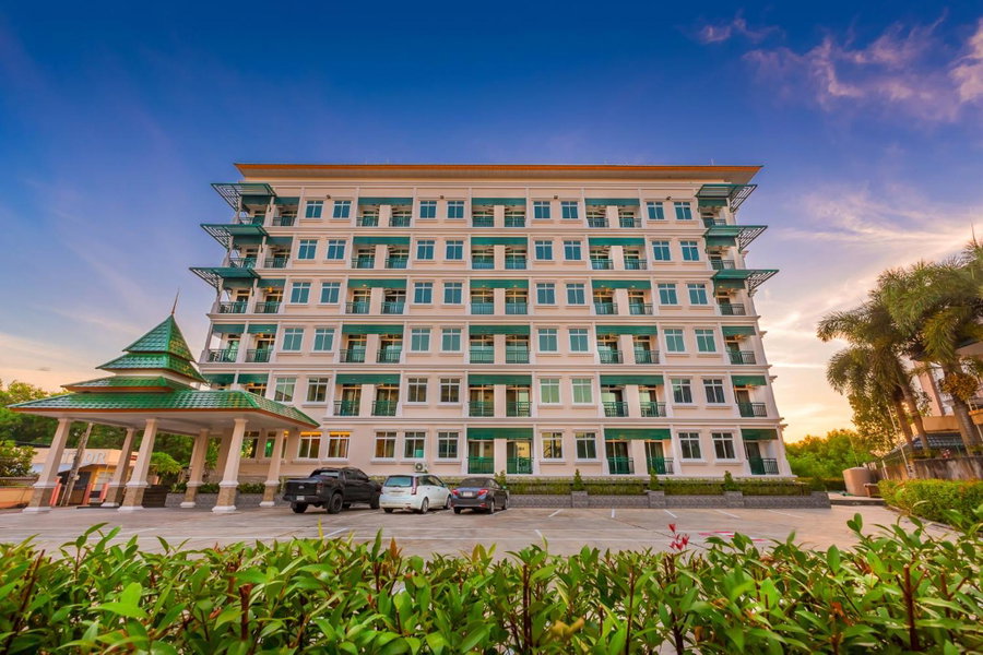 Evergreen Suite Hotel, Surat Thani, ประเทศไทย