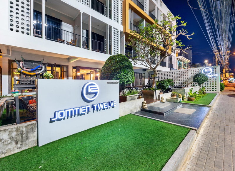 The Jomtien Twelve, พัทยา, ประเทศไทย