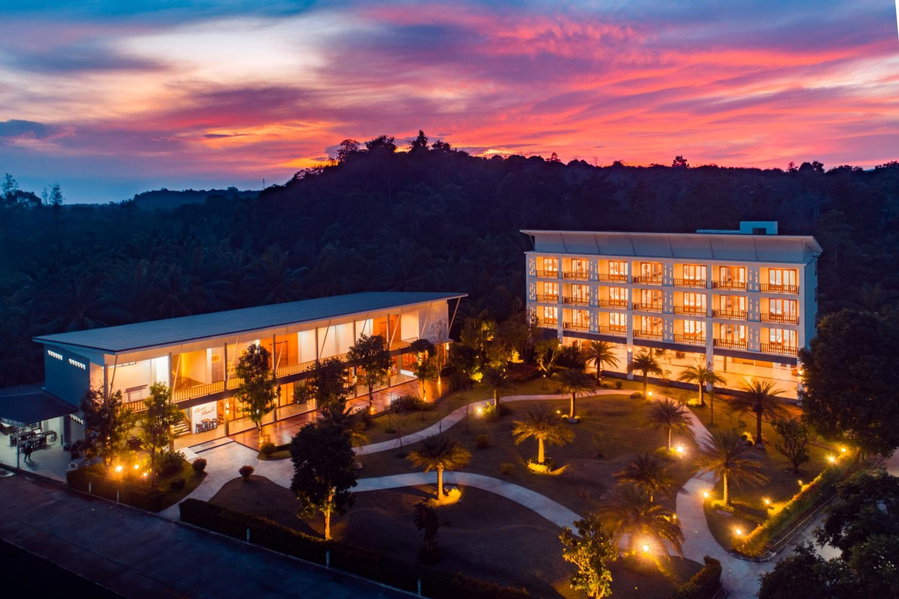 Nana Beach Hotel & Resort, Chumphon, Thailand