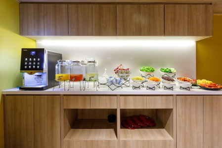 Benjarong Hotel Bangkok, มักกะสัน, ประเทศไทย