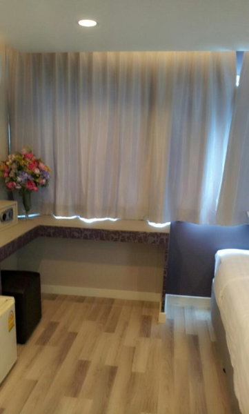 Nantra Ploenchit hotel, Makkasan, Thailand