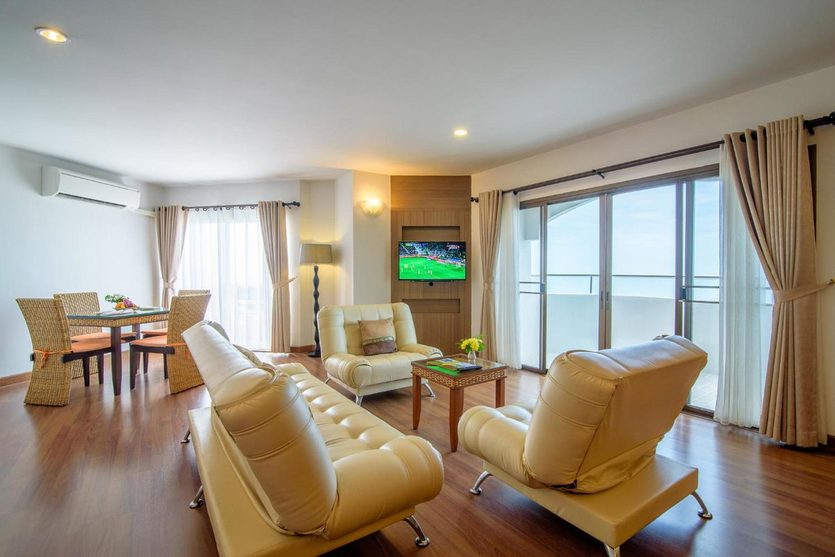 Golden Beach Cha-Am Hotel, Thailand