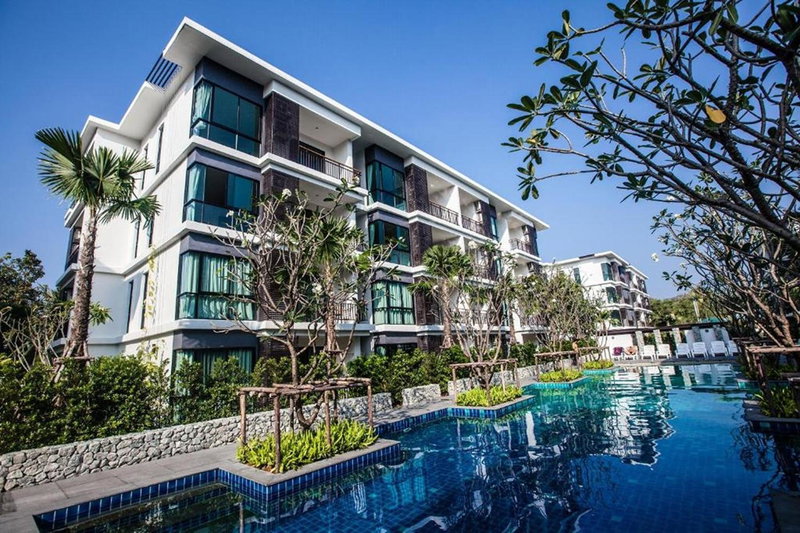 The Title Beach Front, Ban Chalong, ประเทศไทย