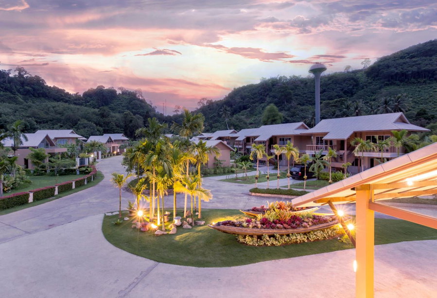 Sakoo Valley Naithon Beach, คาทุ, ประเทศไทย