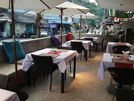 Kata Beach Studio Phuket, Ban Chalong, ประเทศไทย