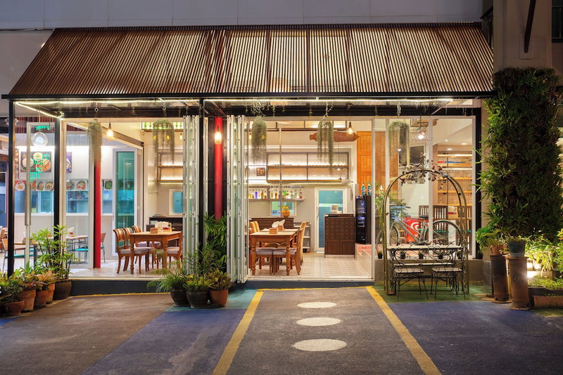 Thanthip Beach Resort, คาทุ, ประเทศไทย