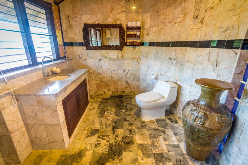 Laguna Beach Club Resort, Ko Lanta, ประเทศไทย